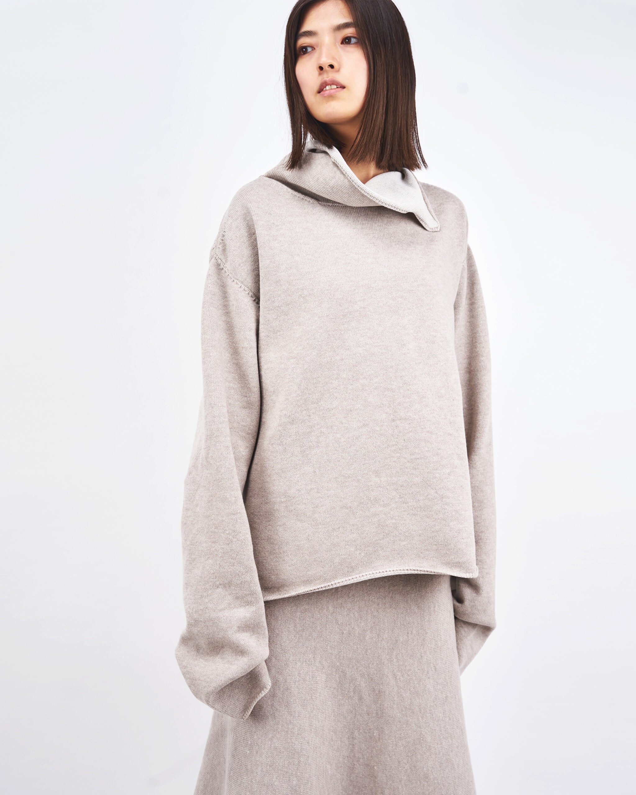 GALIA - OVERSIZED HIGH GAUGE KNIT SWEATER