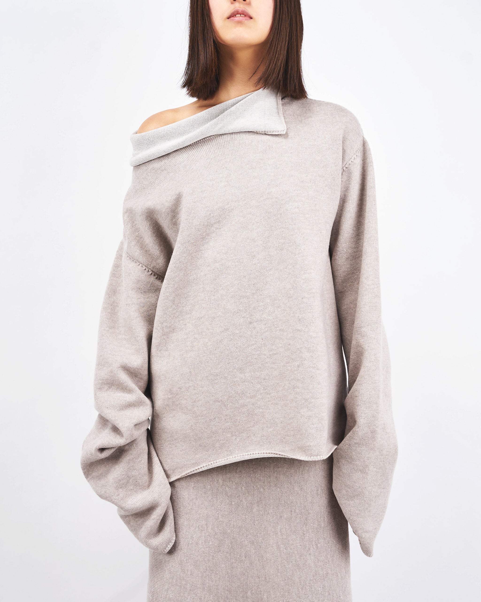 GALIA - OVERSIZED HIGH GAUGE KNIT SWEATER