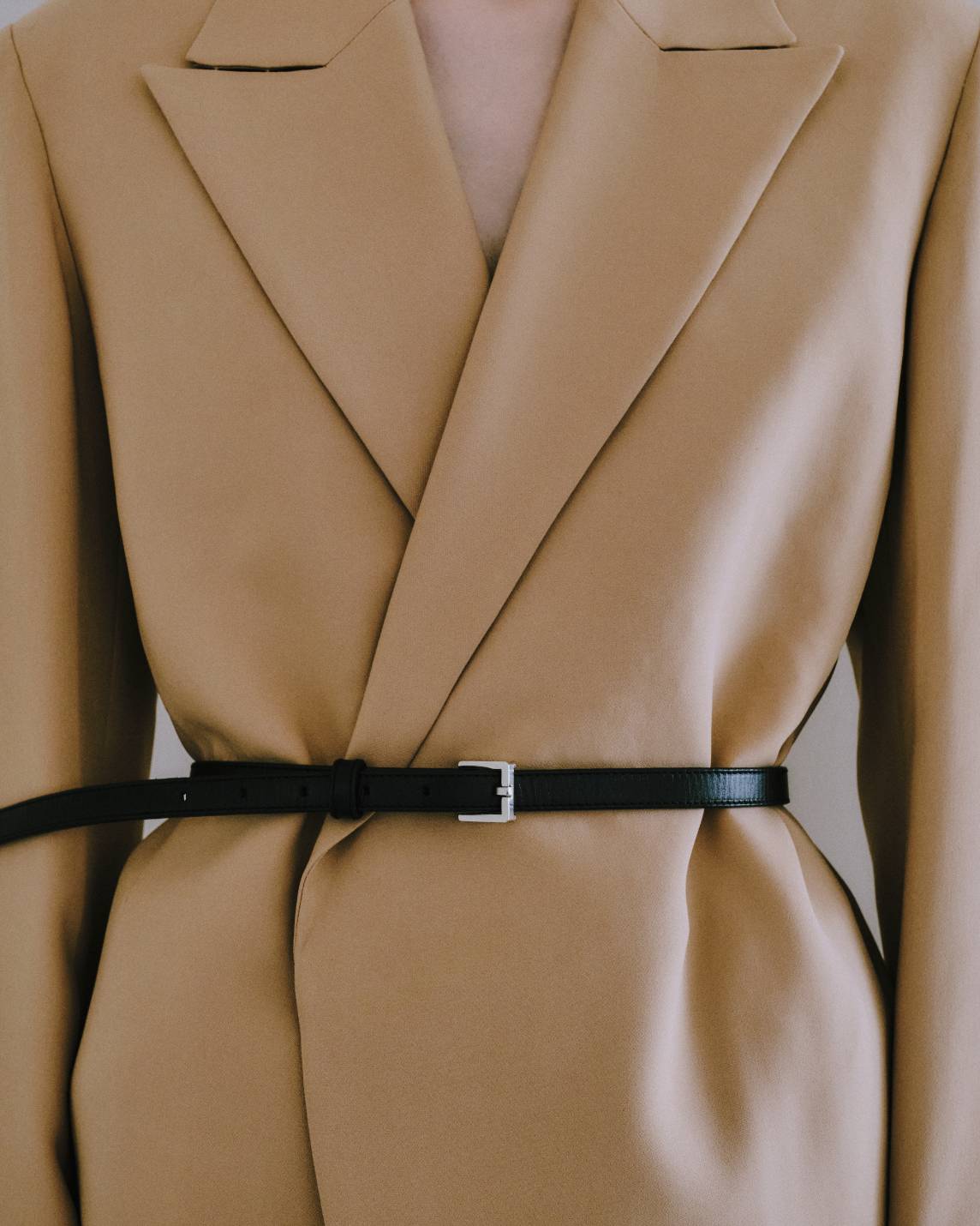 ESSENTIAL BELT - SQUARE BUCKLE LEATHER BELT