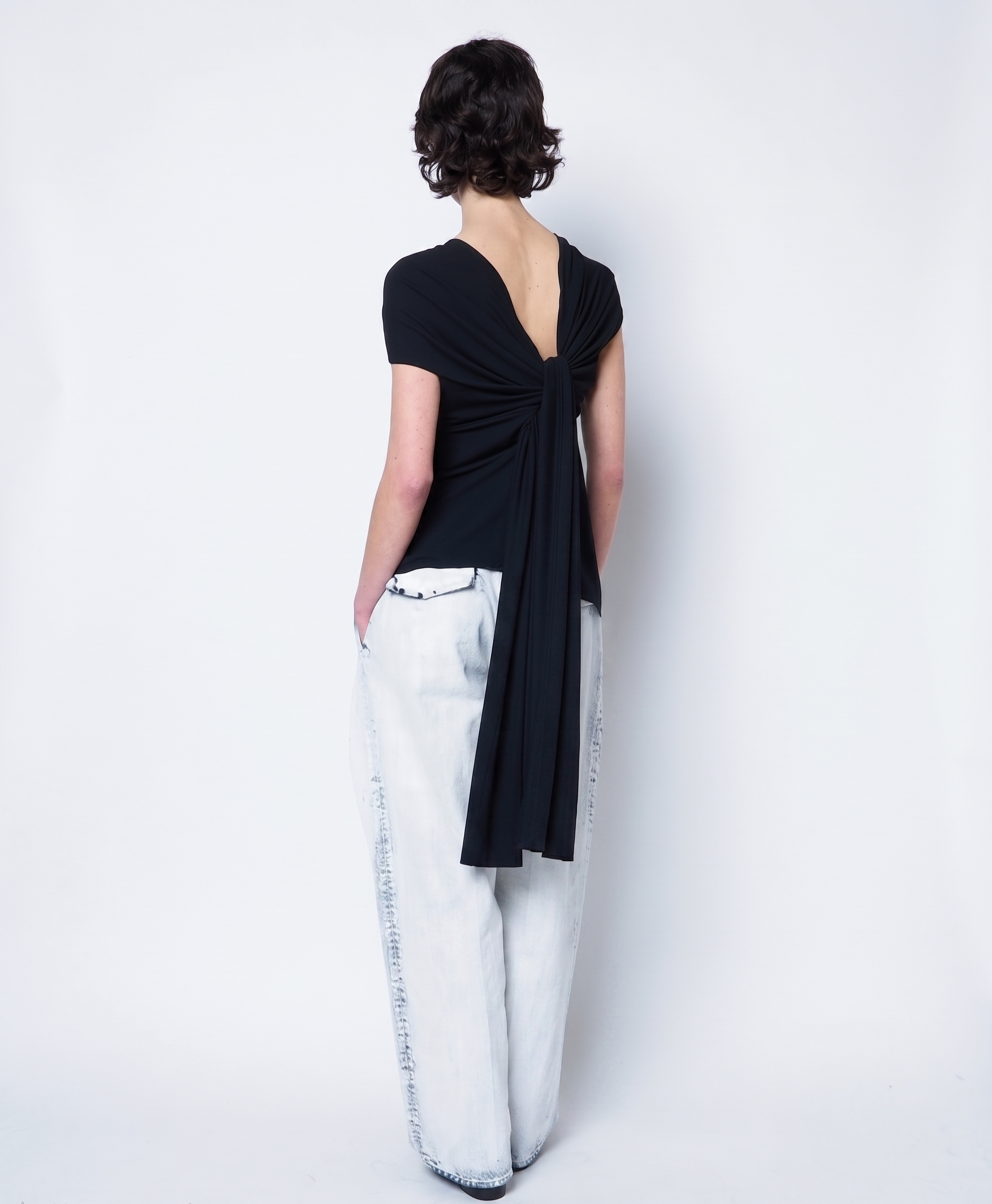 ONYX - DRAPED RAYON TOP