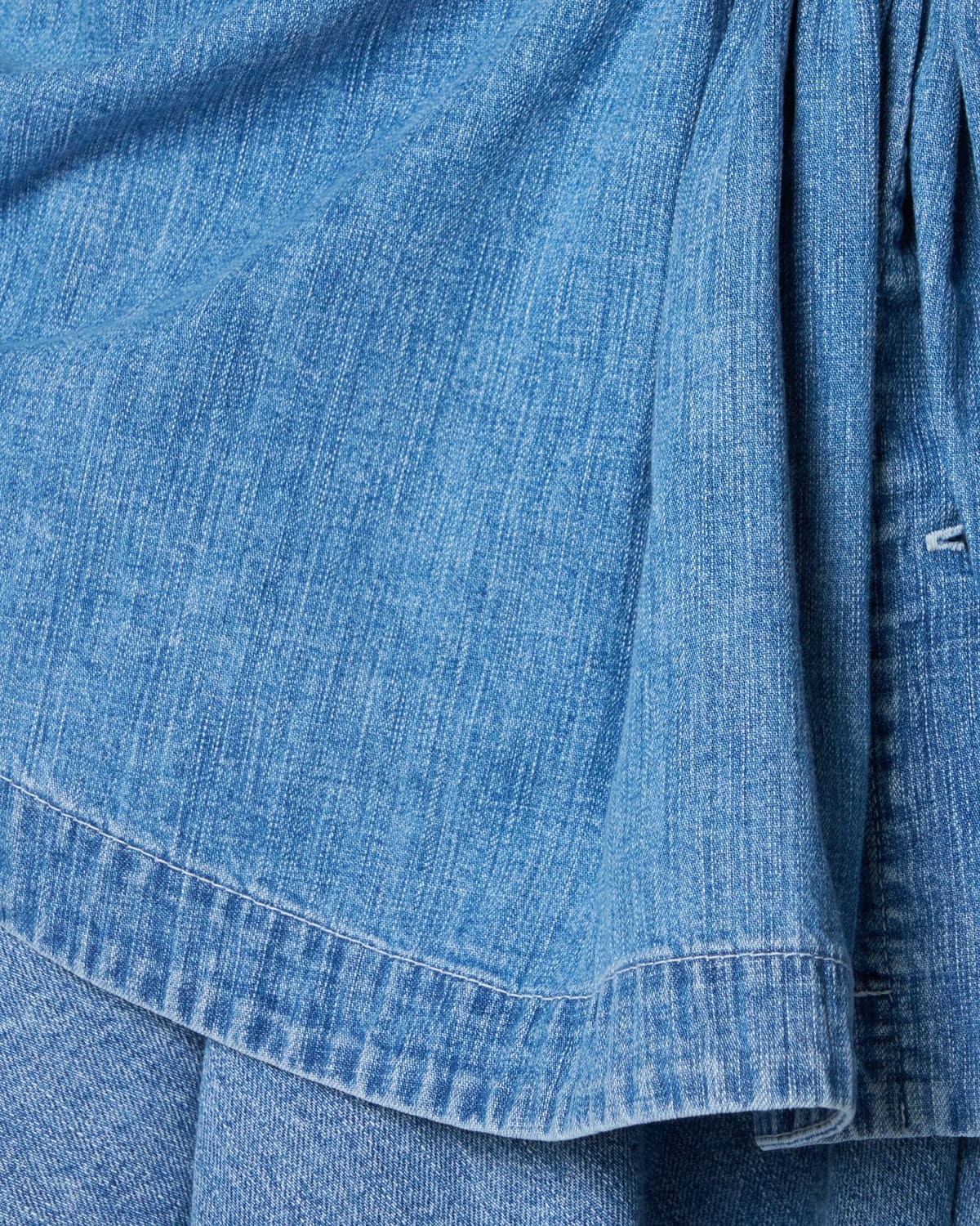 【PRE ORDER】NOA - DENIM GATHERED TOP WITH BUCKLE