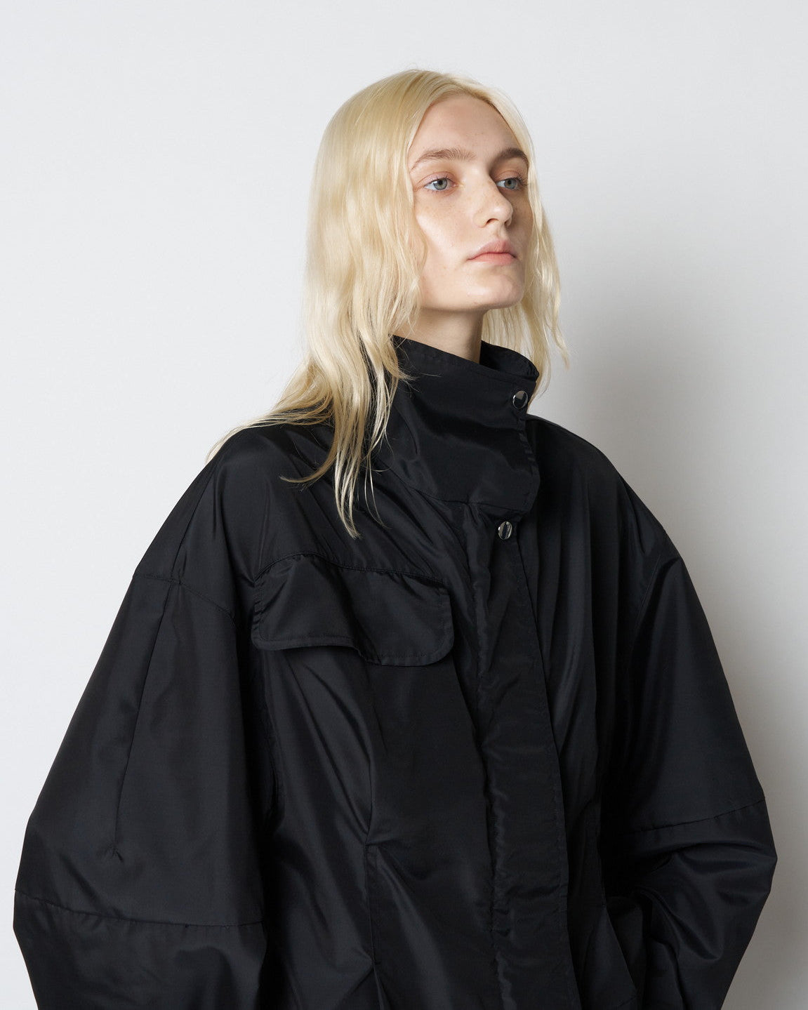 【PRE ORDER】PAMELA - STAND COLLAR NYLON JACKET