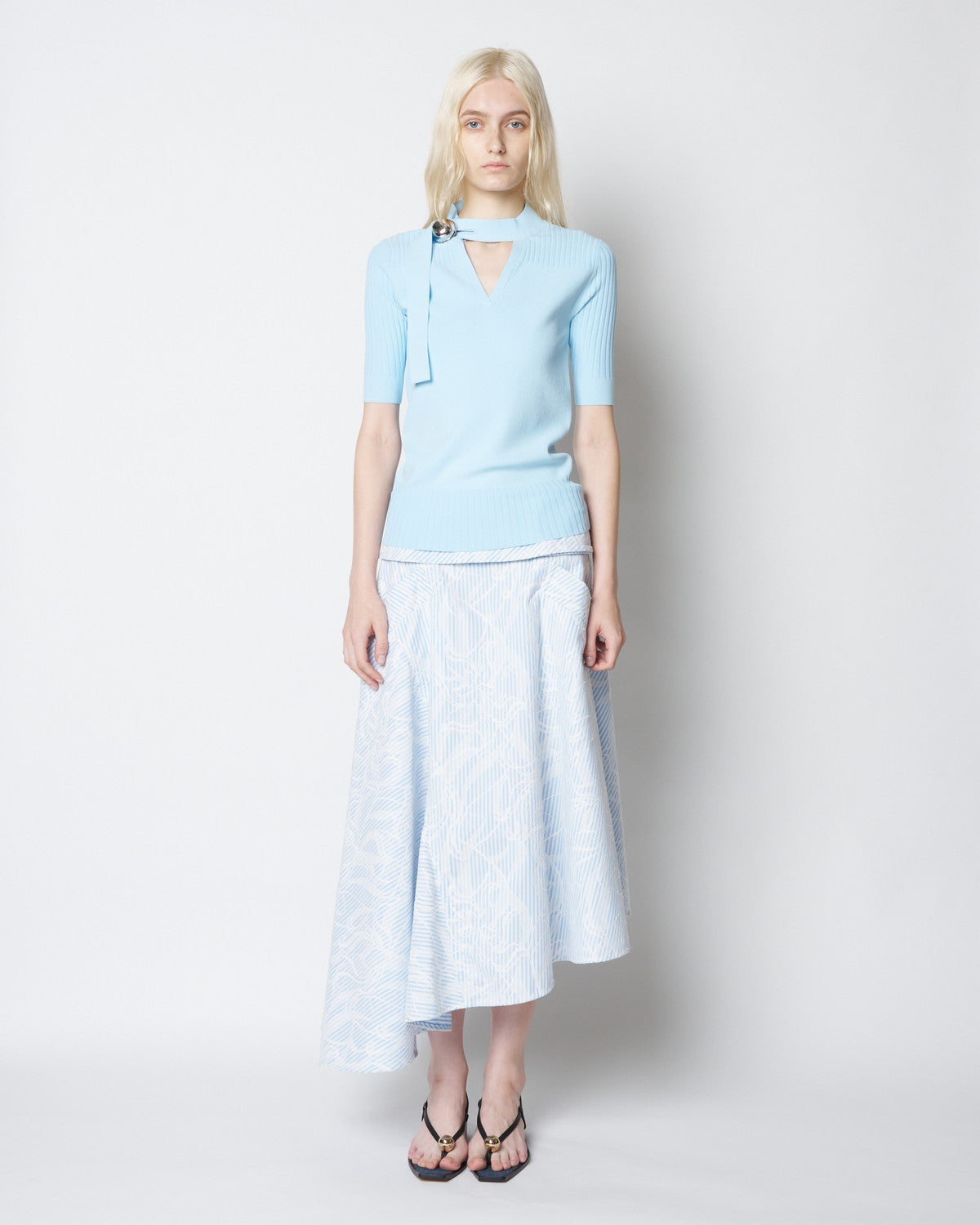 【PRE ORDER】NAMIE - KNIT BUTTON TOP