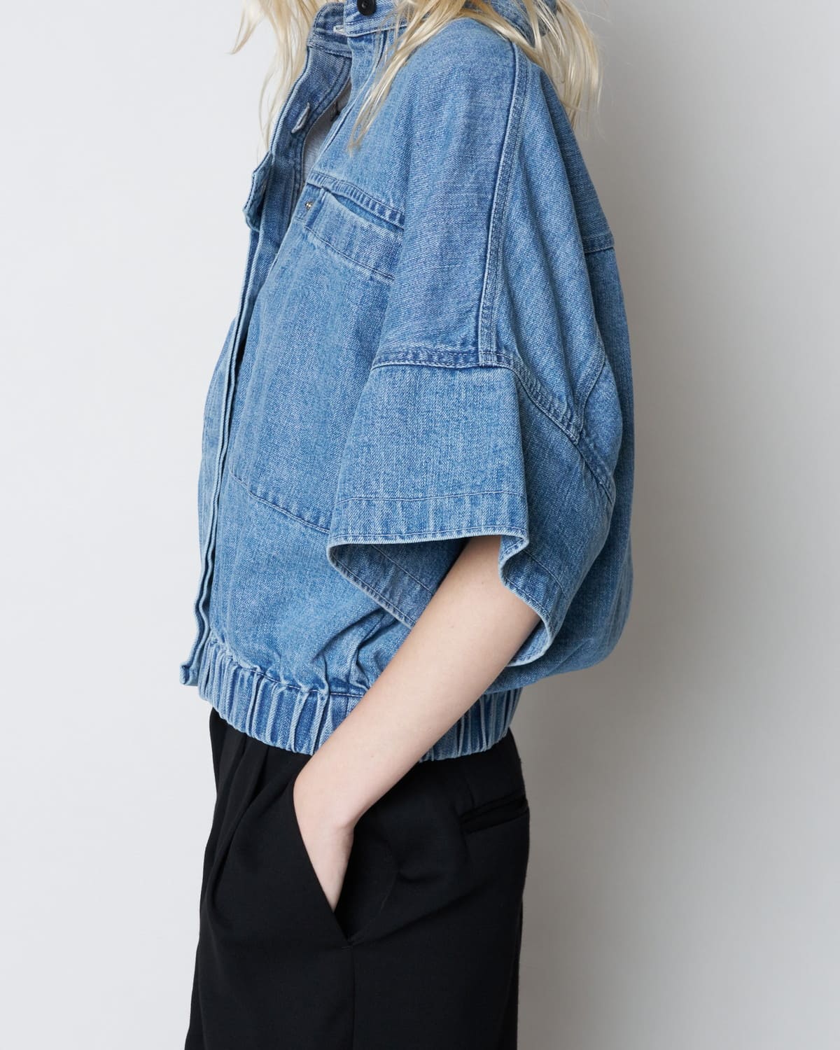 【PRE ORDER】PAZ - FRINGE COLLAR ELASTIC WAIST JACKET