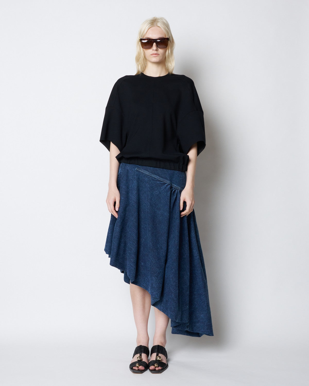 【PRE ORDER】POLLY - SCULPTURAL SLEEVE TOP