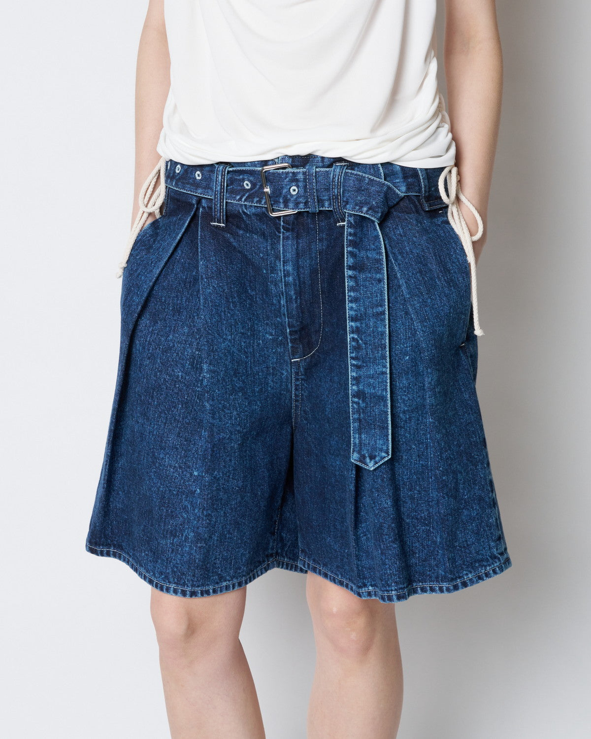【PRE ORDER】PAUL - DENIM BELTED SHORT PANTS