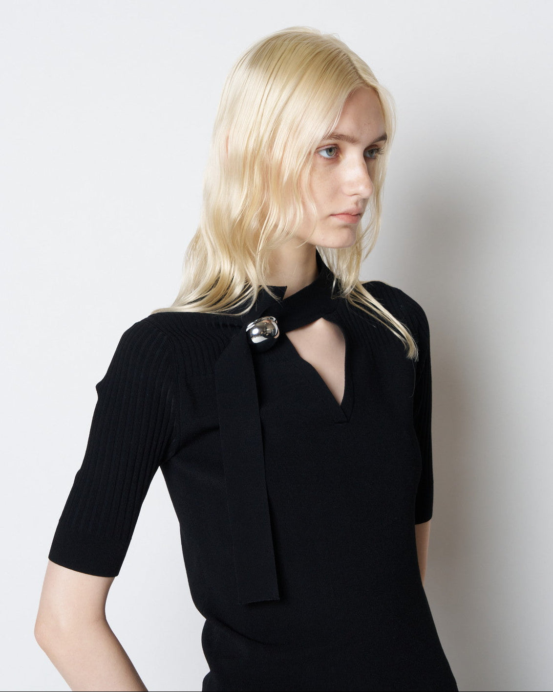 【PRE ORDER】NAMIE - KNIT BUTTON TOP