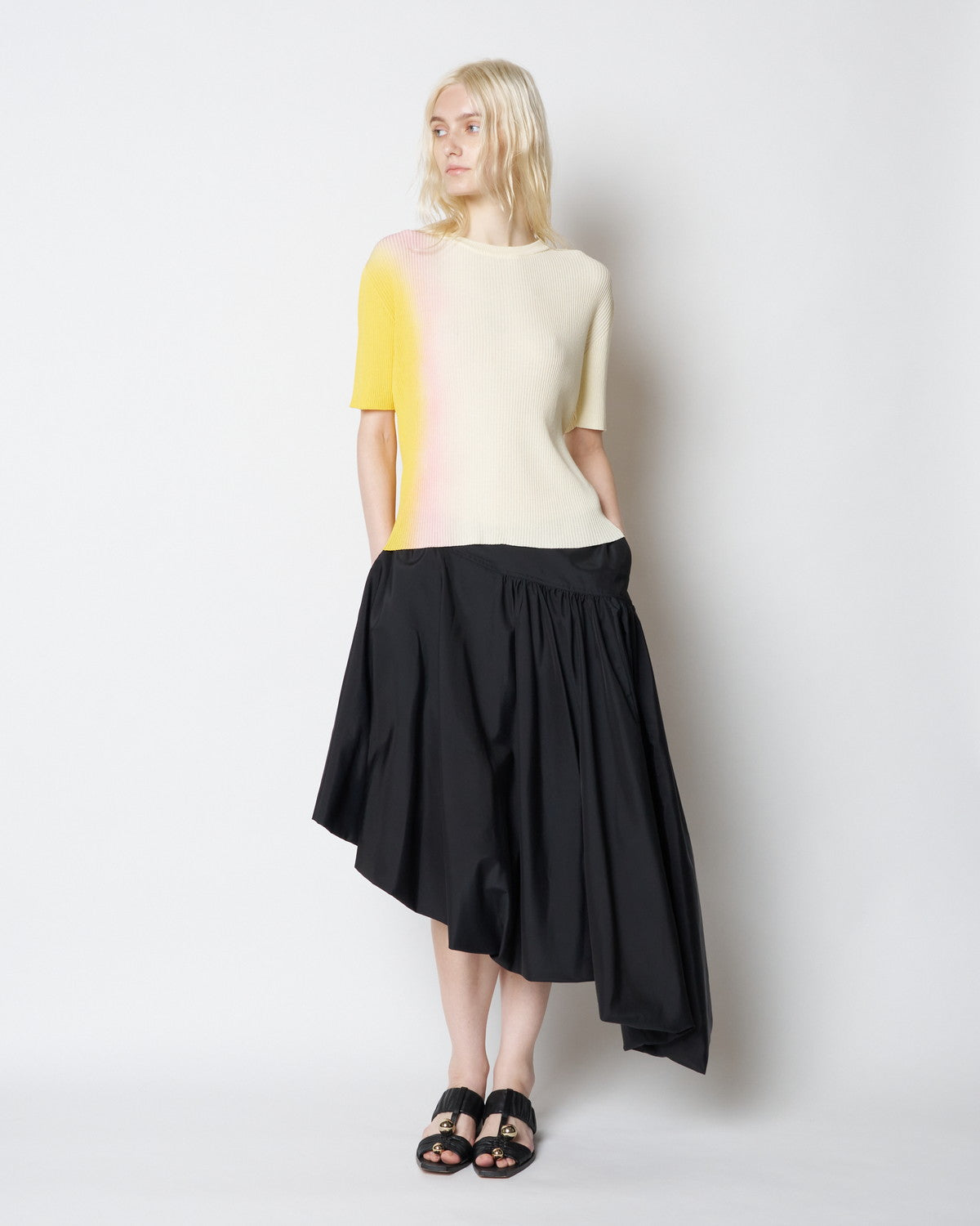 【PRE ORDER】POPPY - CREW NECK GRADATION KNIT TOP